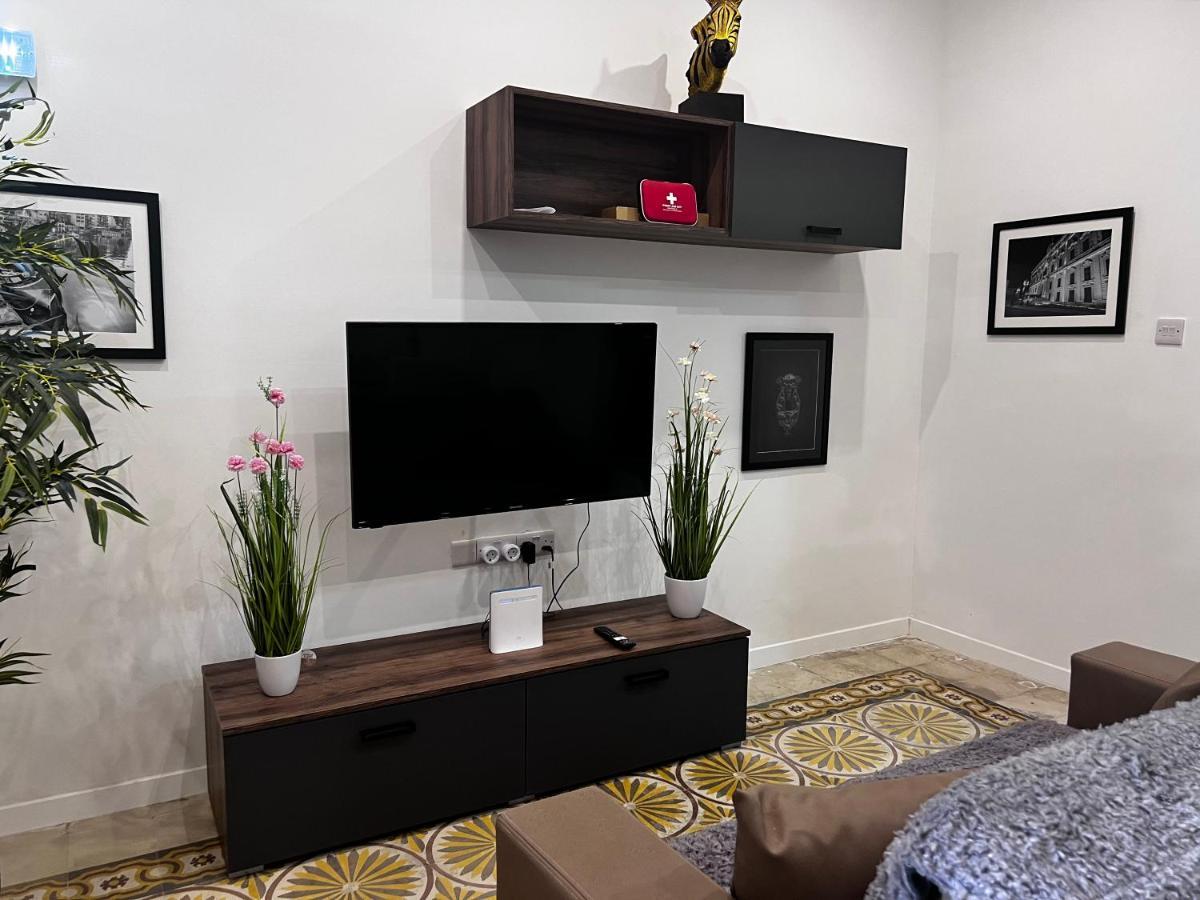 Dar Barbara - Duplex 1 Double Bed Maltese Style House Holiday home